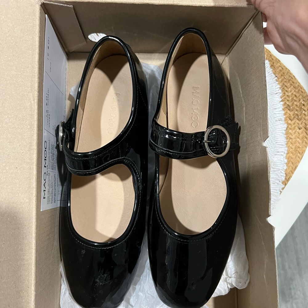Black patent Leather shoes